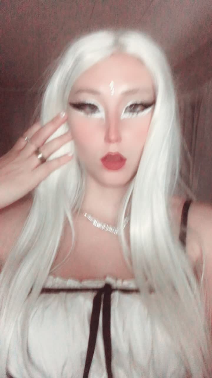 @𝔒𝔡𝔢𝔱𝔱𝔢 🎀