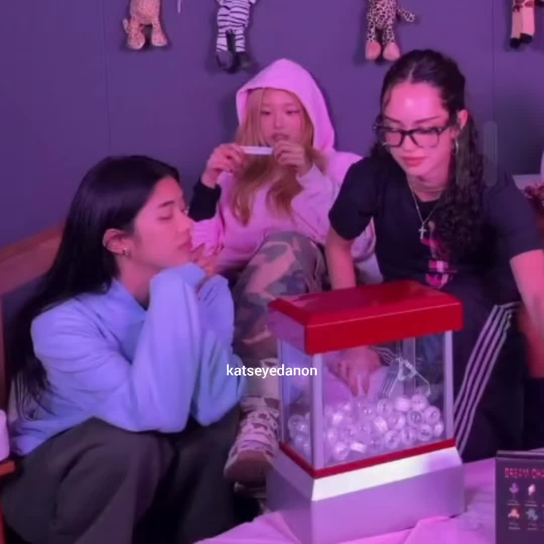 @faye✮⋆˙