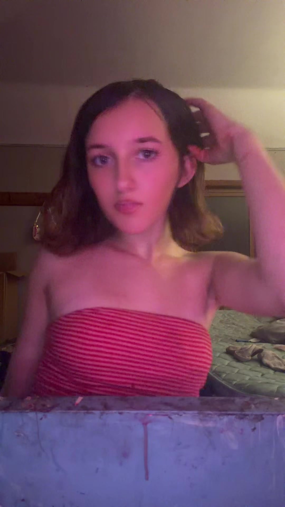 @Hi