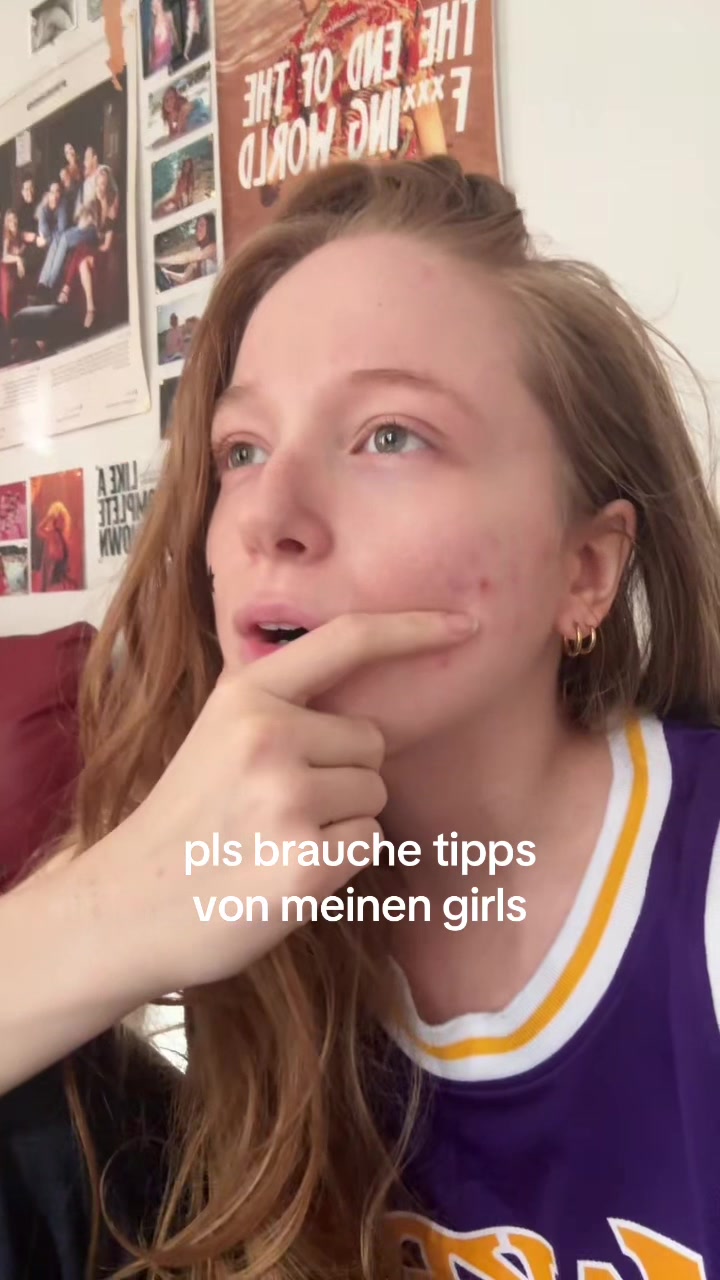 @minacamira
