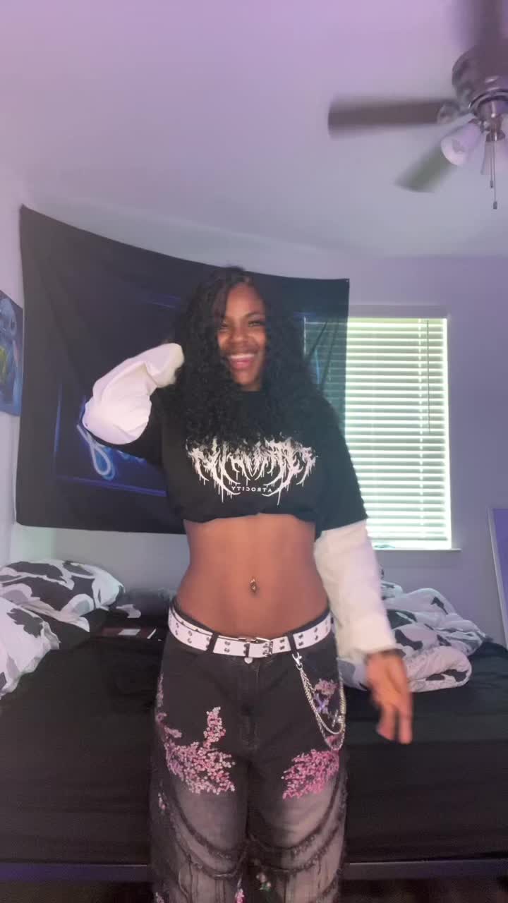 @An𝚒𝚢𝚊𝚑💕🦋