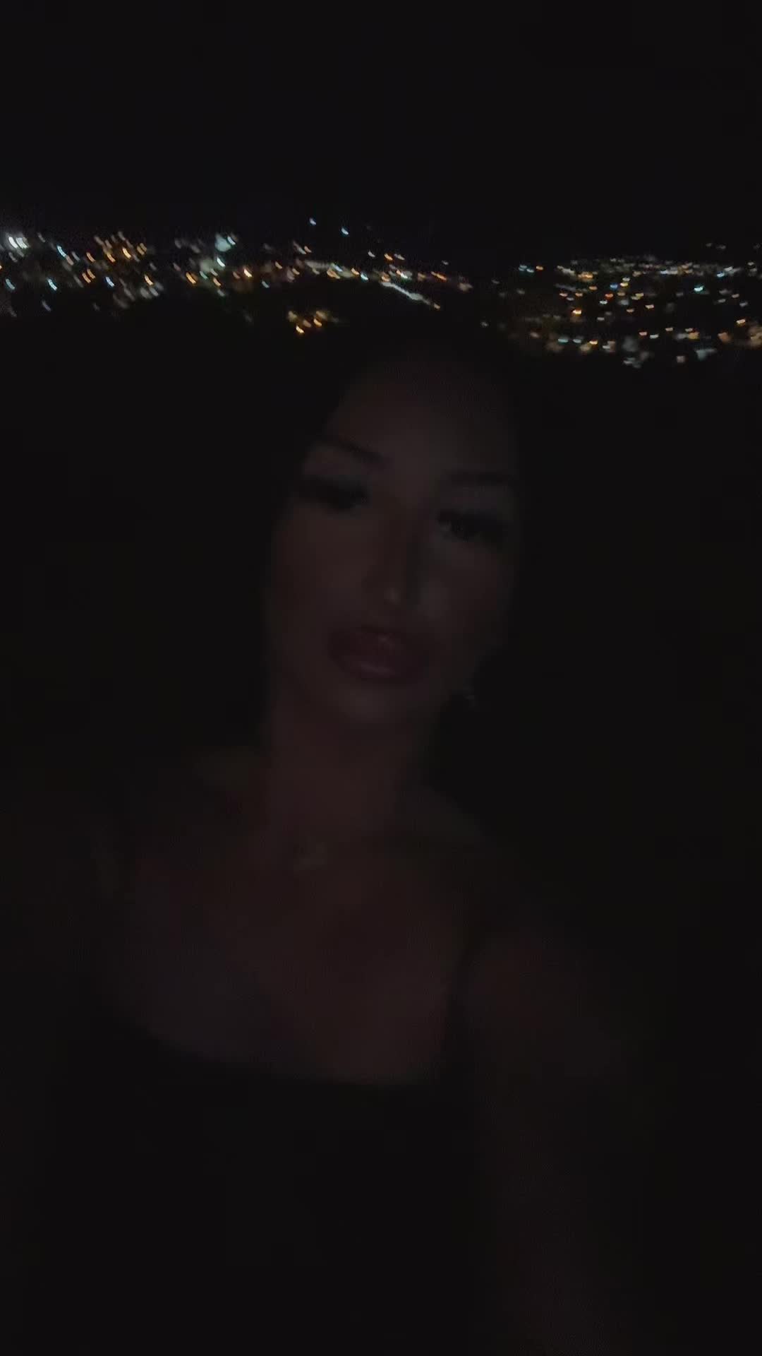 @nela