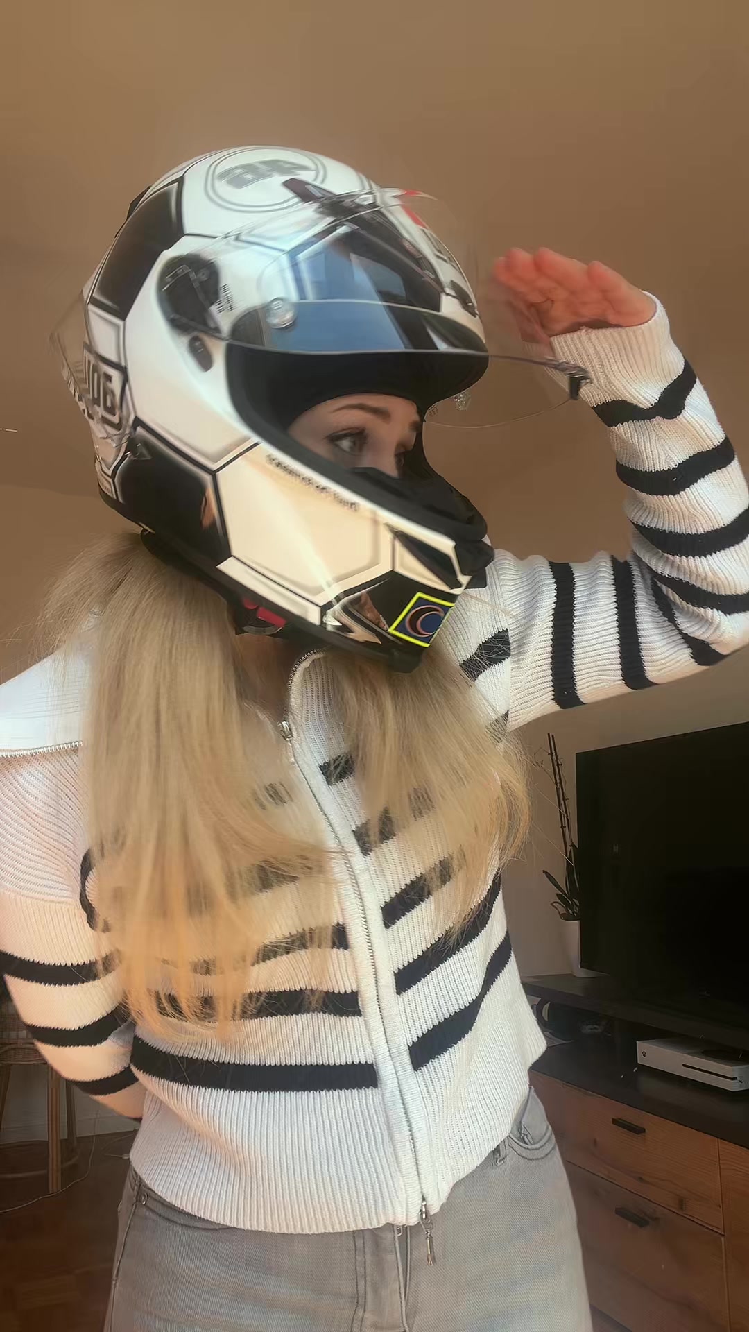 @Speedyvivi