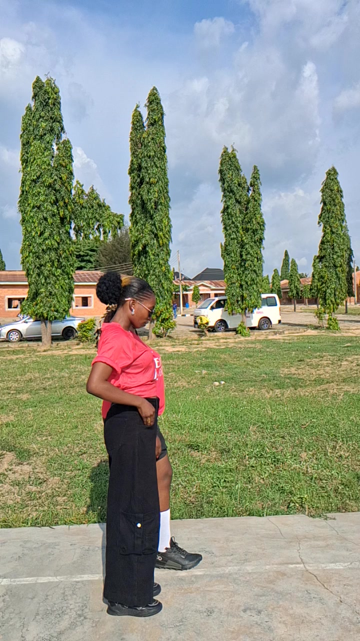 @Female photographer in minna