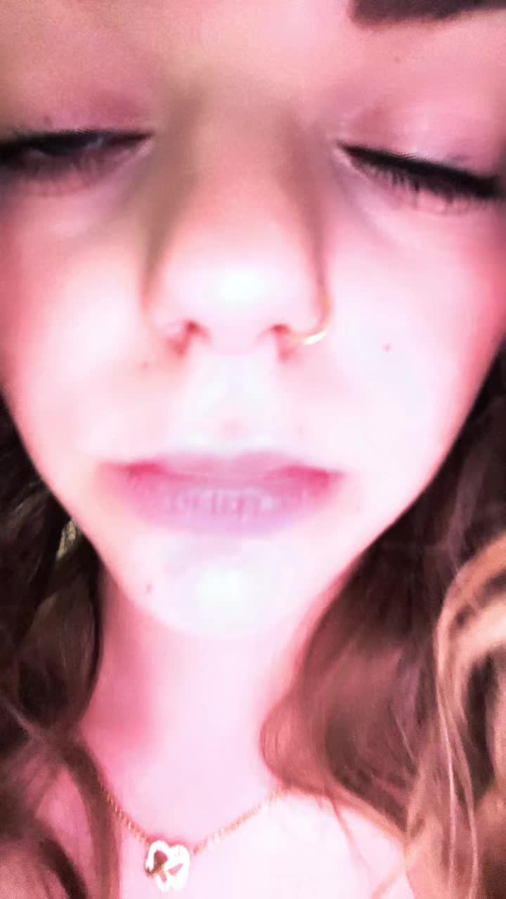 @Ana&iuml;s