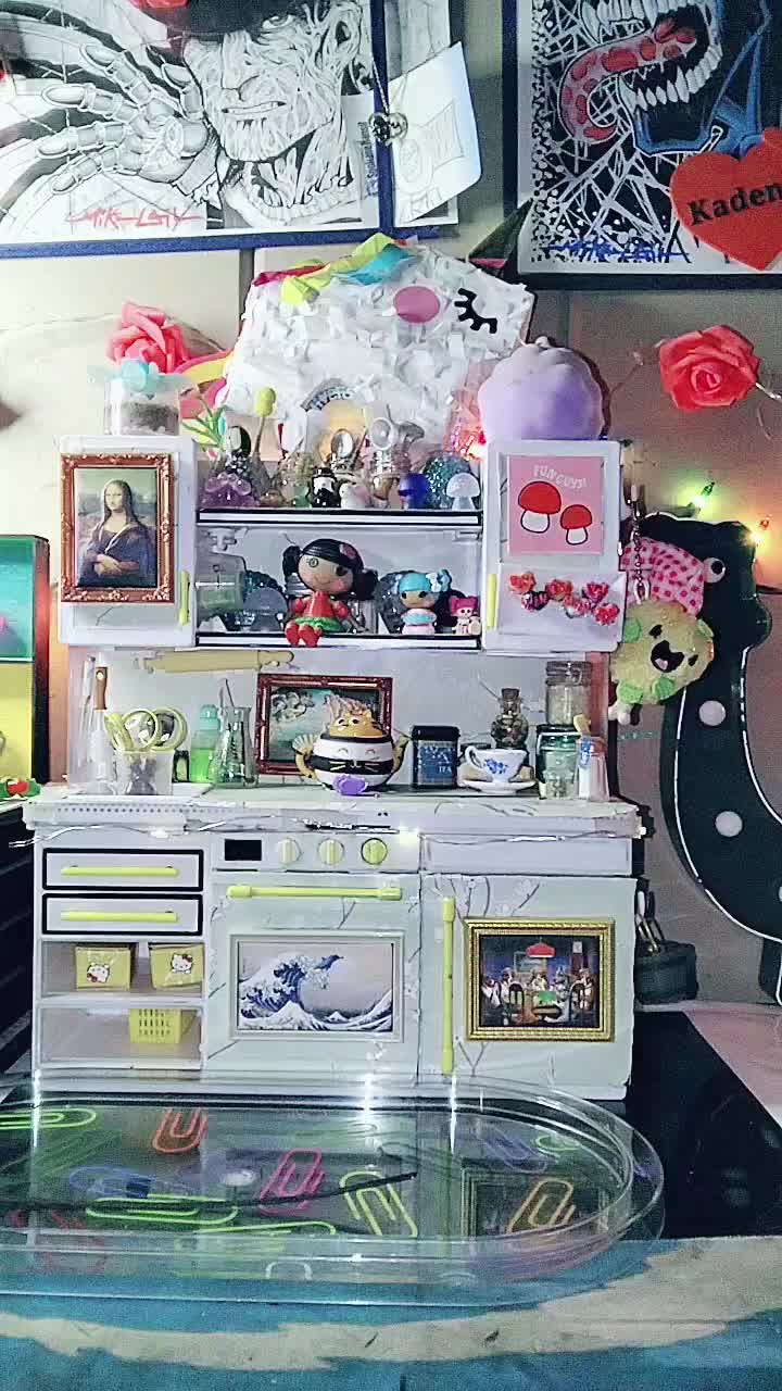 @Renajenjens_Mini_Lyfe