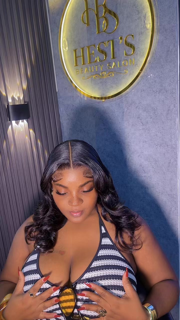@Hest’sbeautysalon 🦋