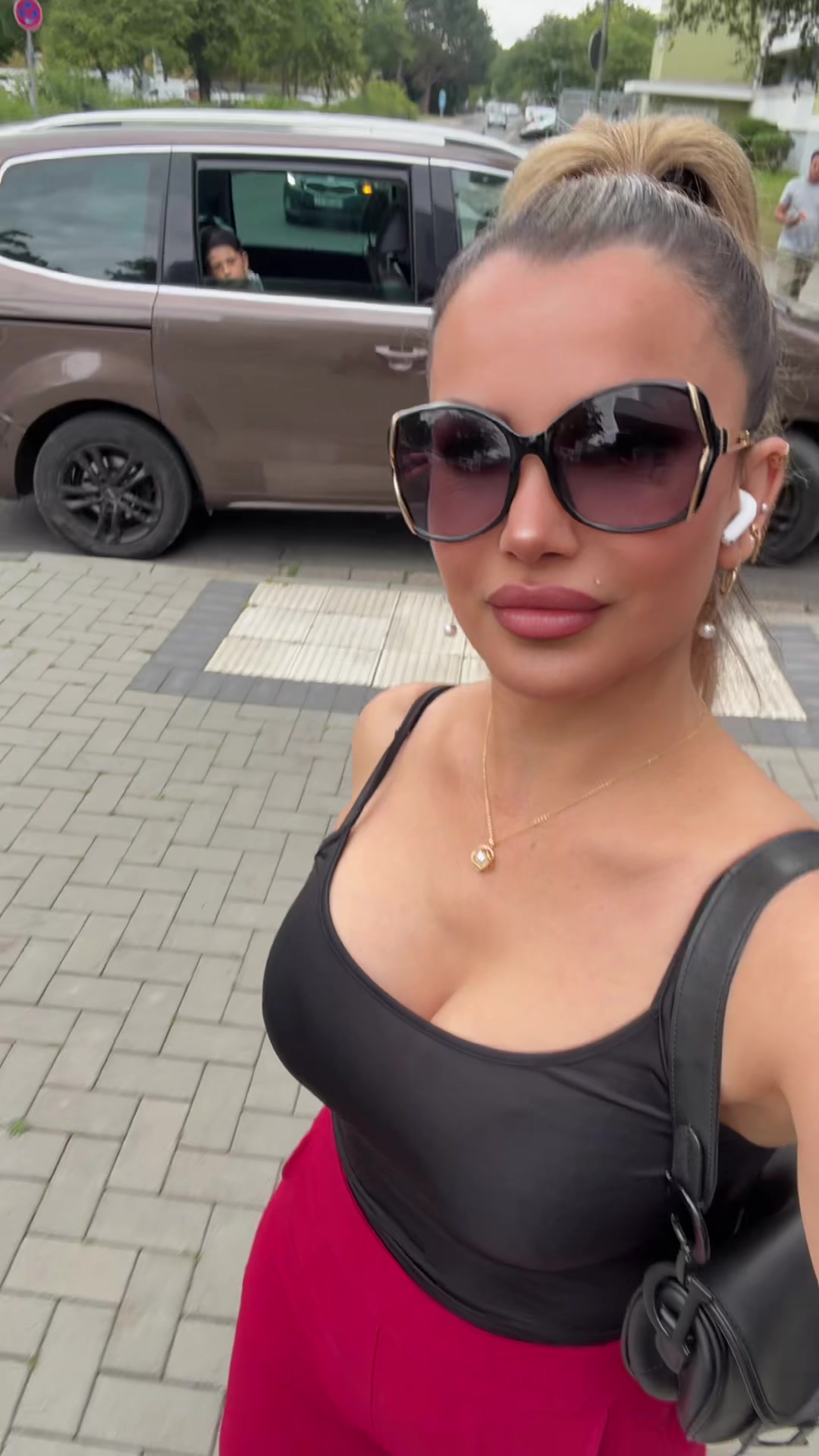 @Emoş💗