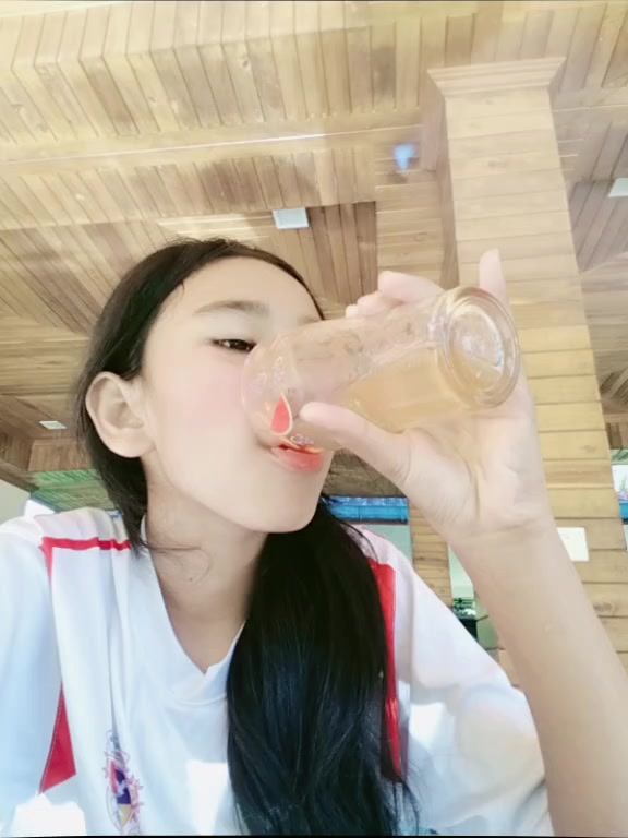@𝒯𝑒𝒸𝒽𝒾𝓃𝑒𝑒 🍓😝