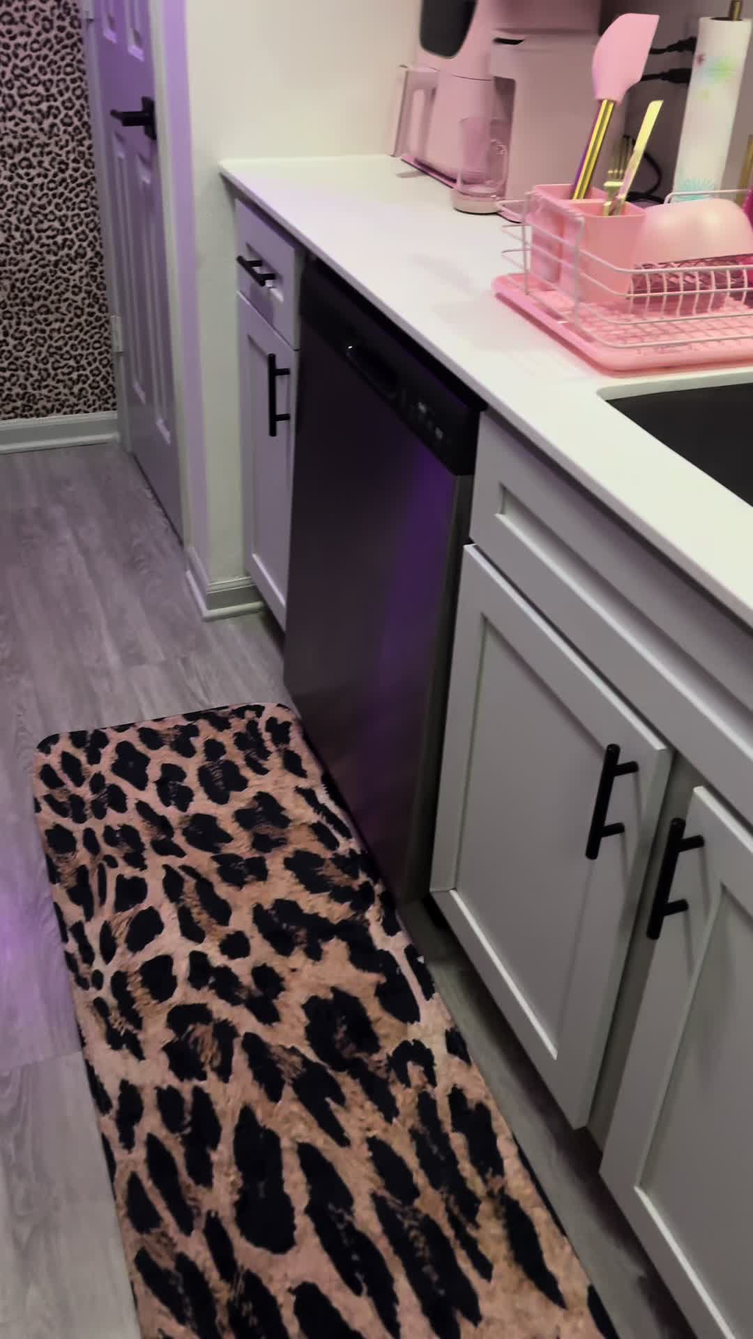 @itsivy923