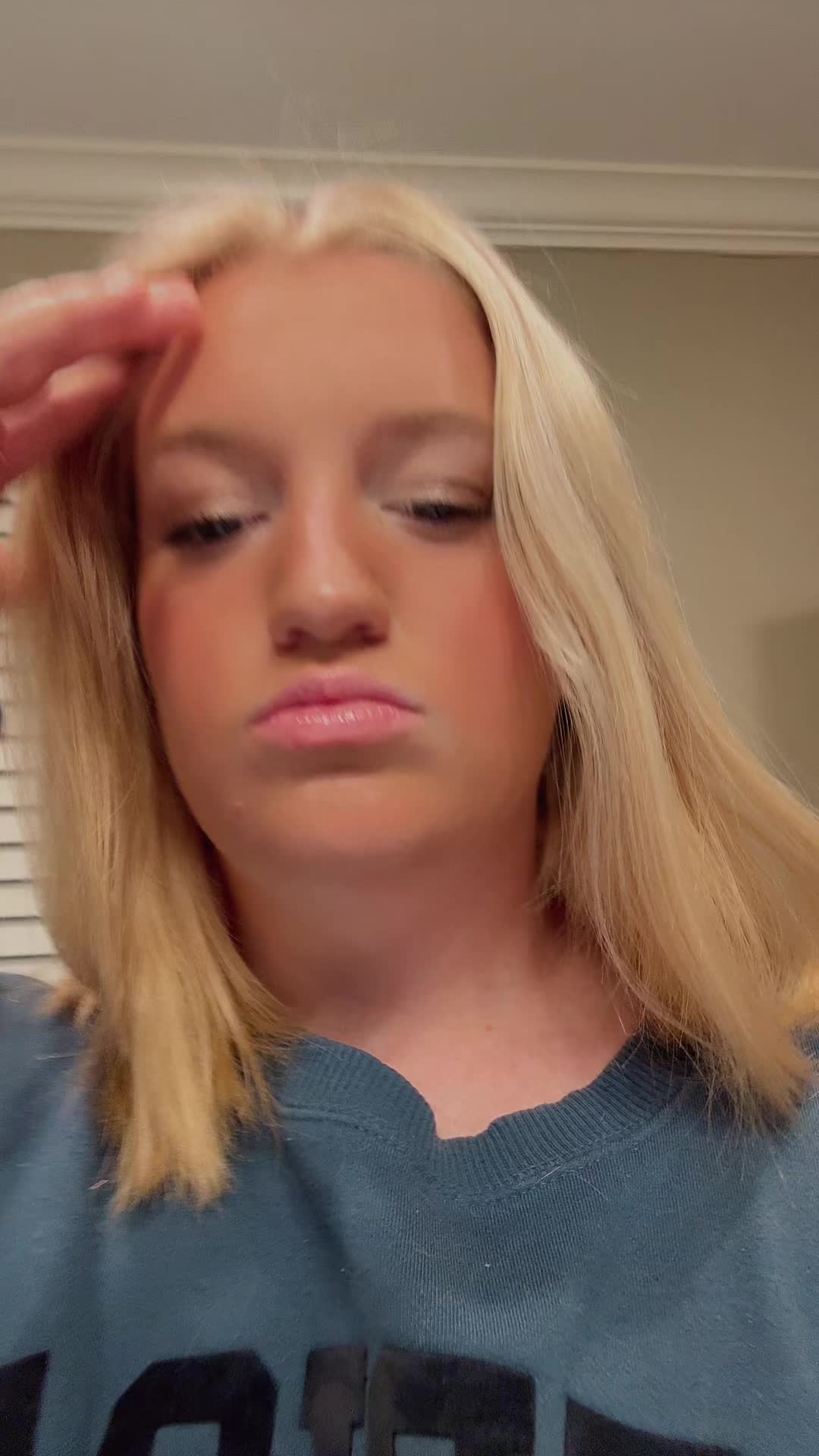 @anna.the.blonde