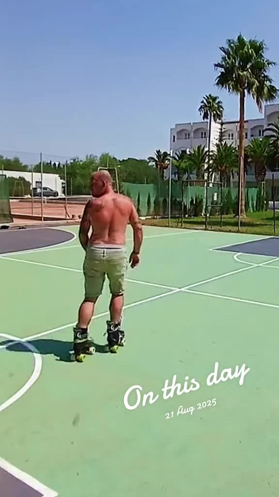 @💚🖤🛼Gazzaonsk8s⛸️🖤💚