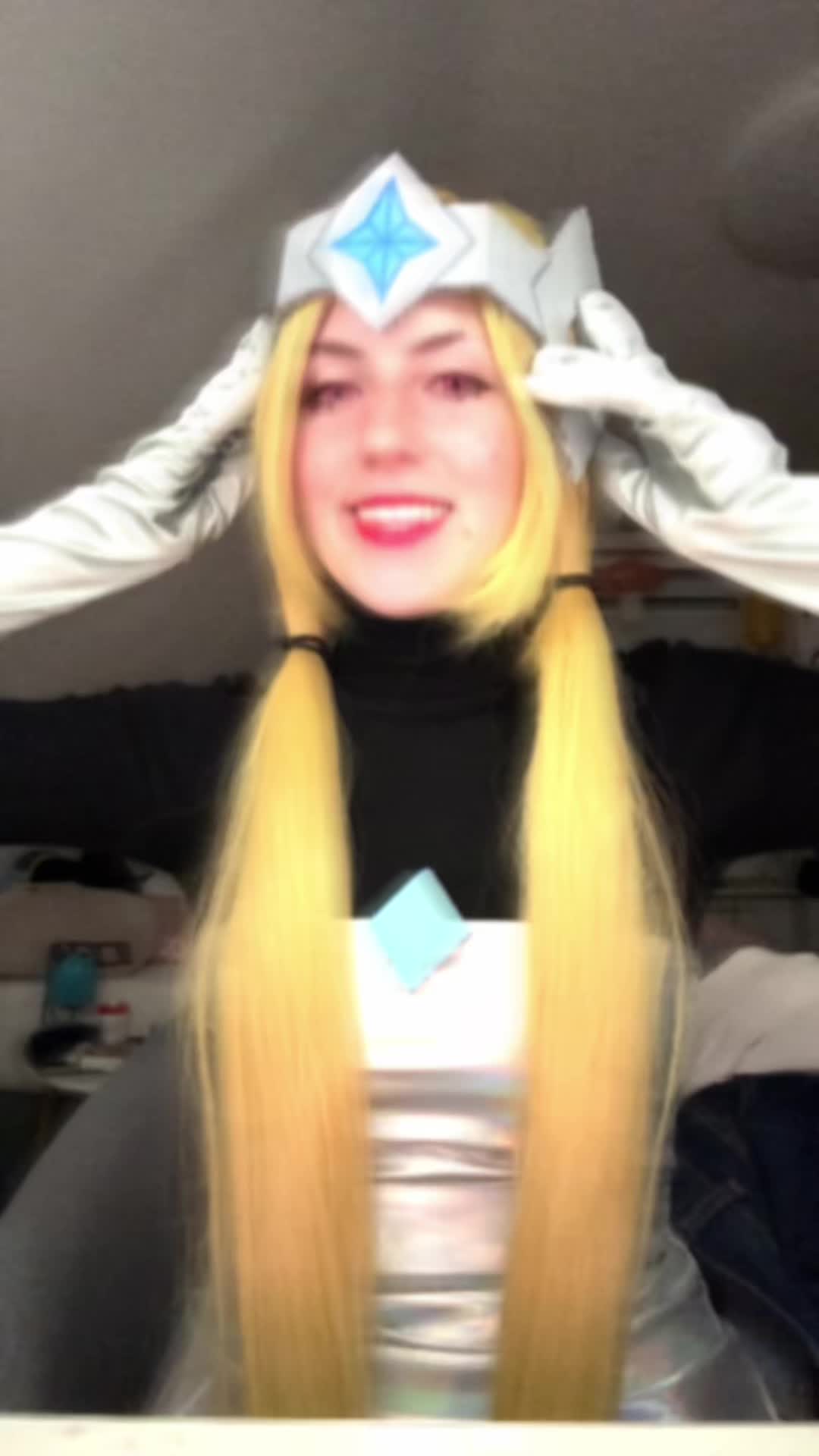 @~ℒ𝒶𝓊𝓇𝒶 ⋆｡˚ ⊹ 🇫🇷