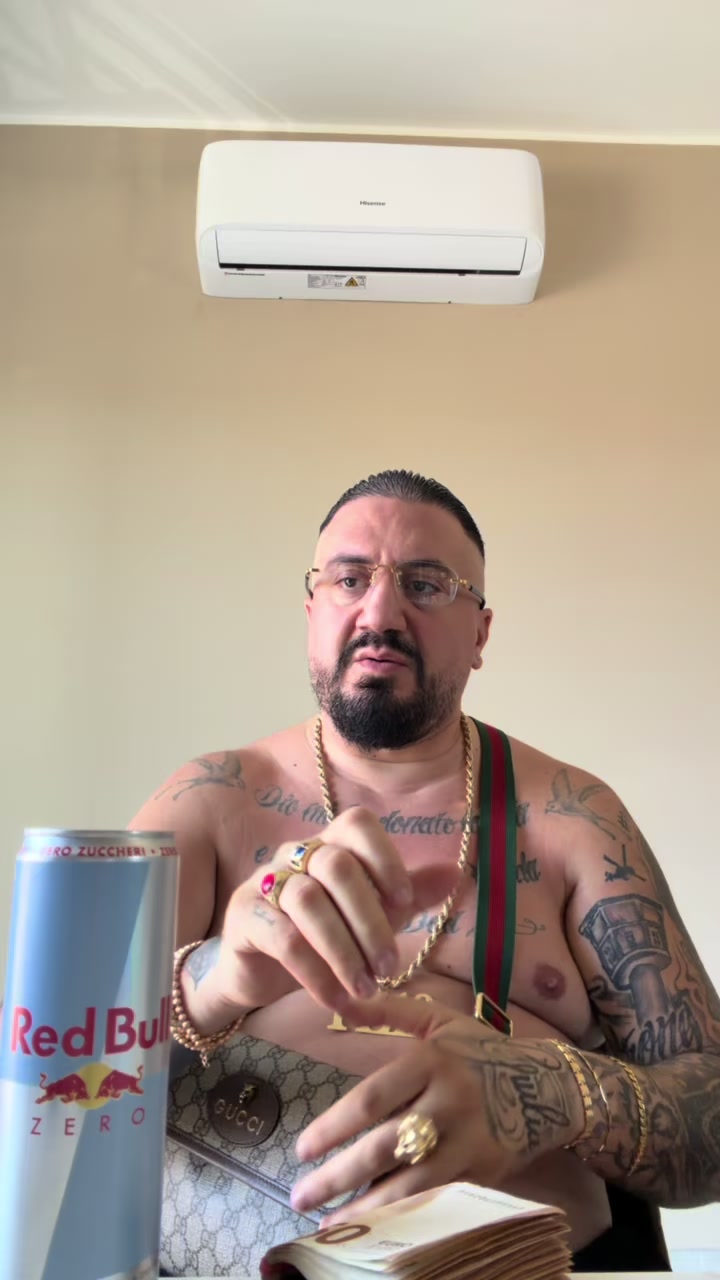 @Filippo Berluscone 13 💰⛓️💶