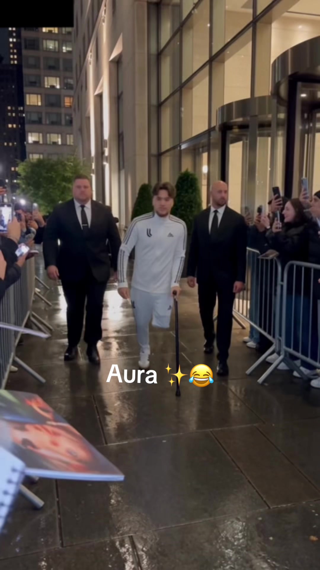 @🤴🏻🪬