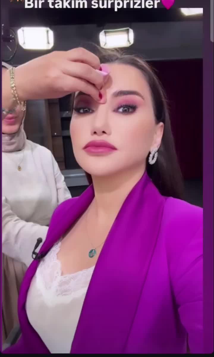 @KM