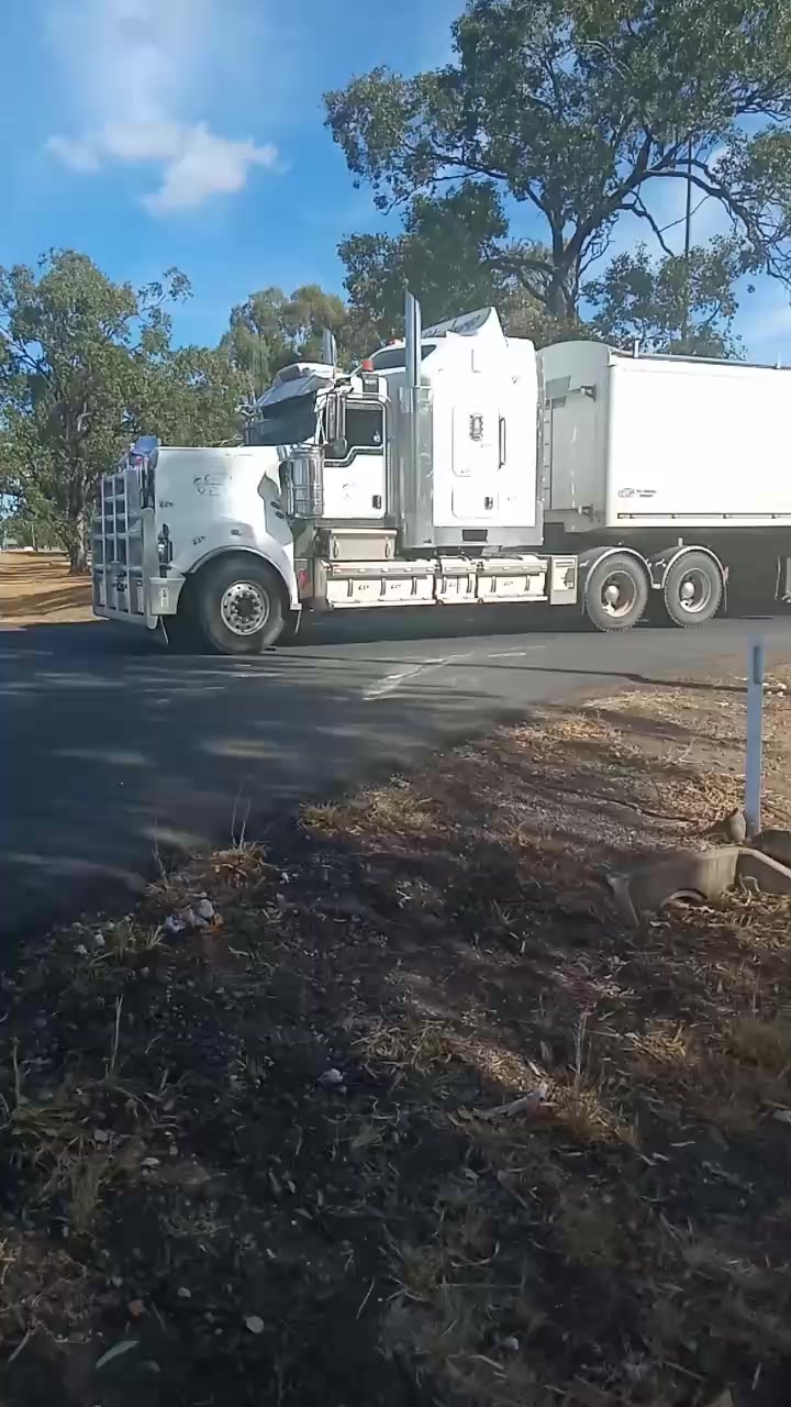 @Gundytruckspotting