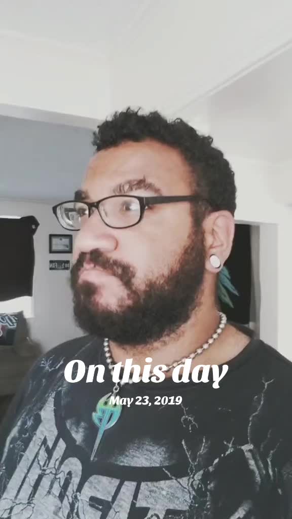 @Xeno
