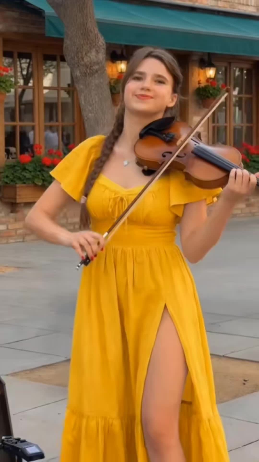 @Lupe Gonzalez