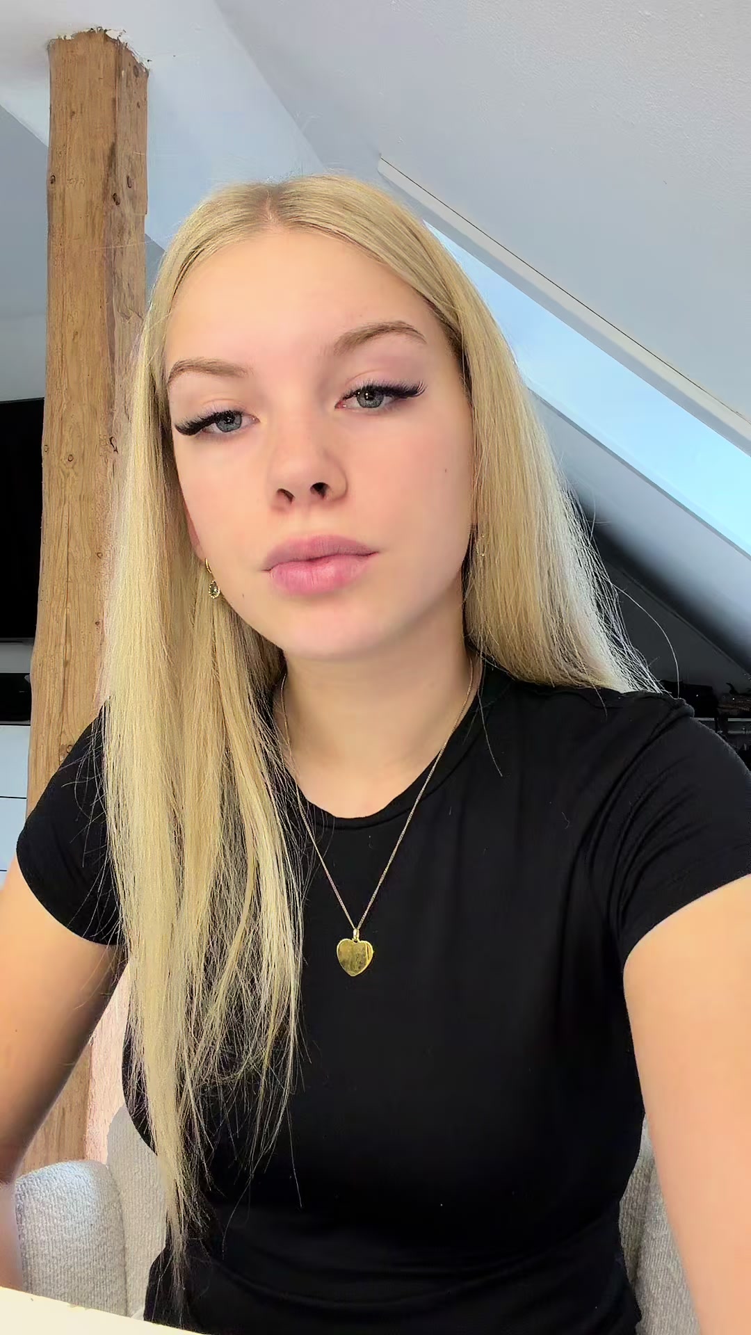 @𝒥𝑜𝓈𝑒𝒻𝒾𝓃𝑒🦋