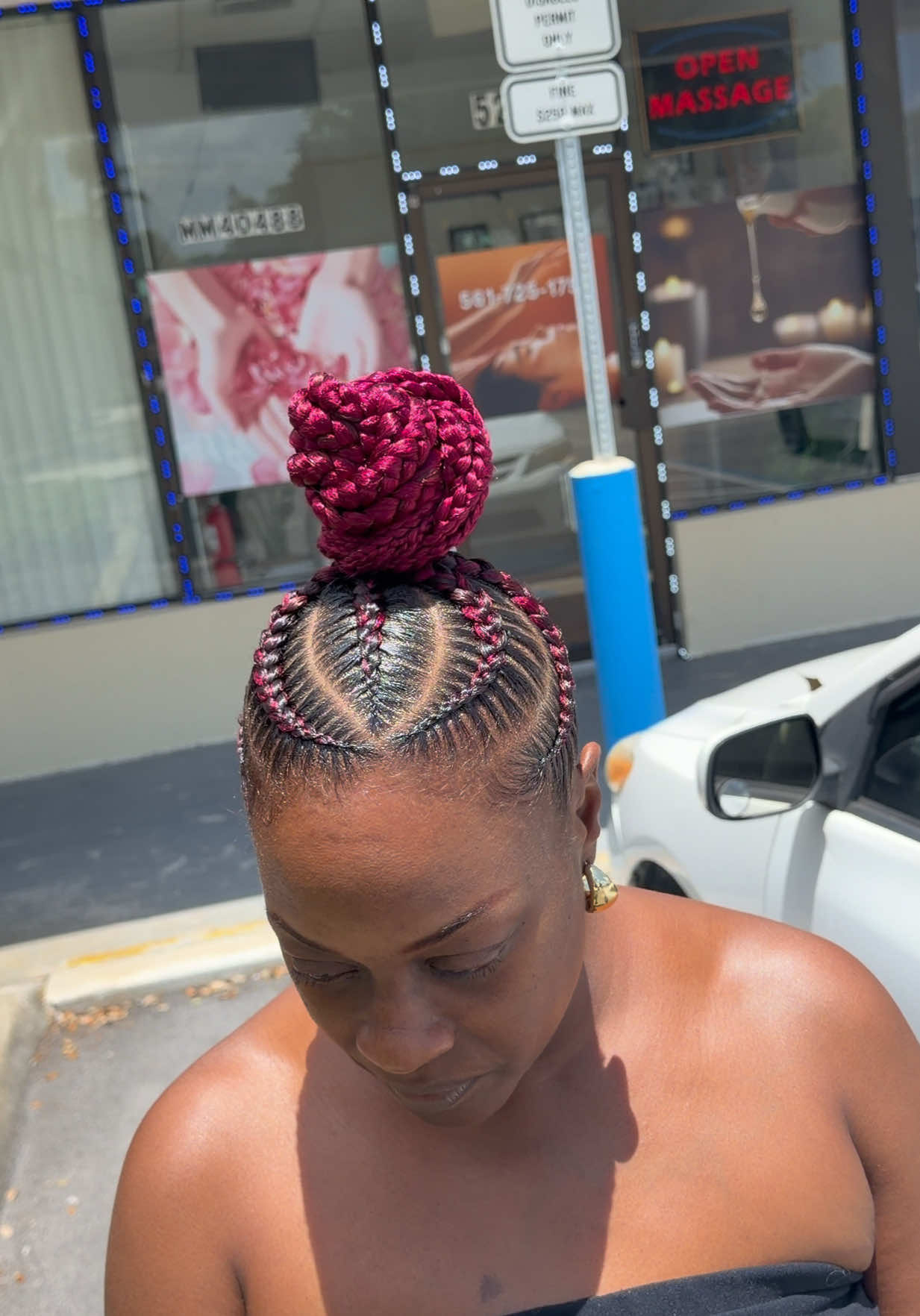 @Vavaa Satisfaction Beauty Bar