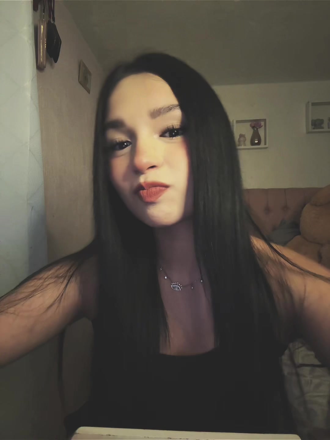 @_.𝘰𝘳𝘰𝘴𝘴𝘰𝘧