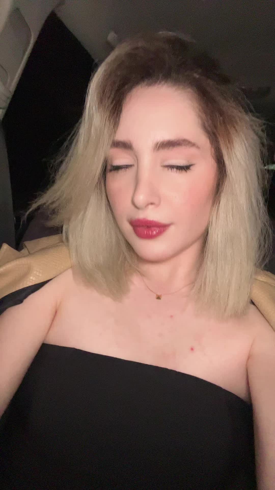 @evildayana