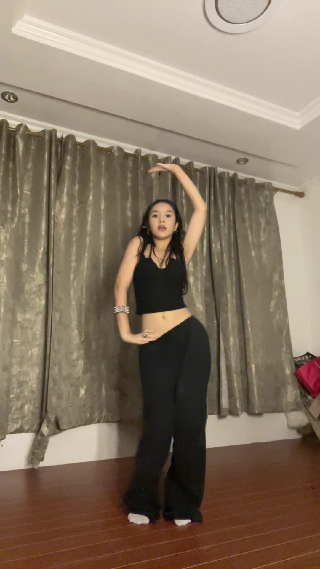 @Petrea Alexa🦇
