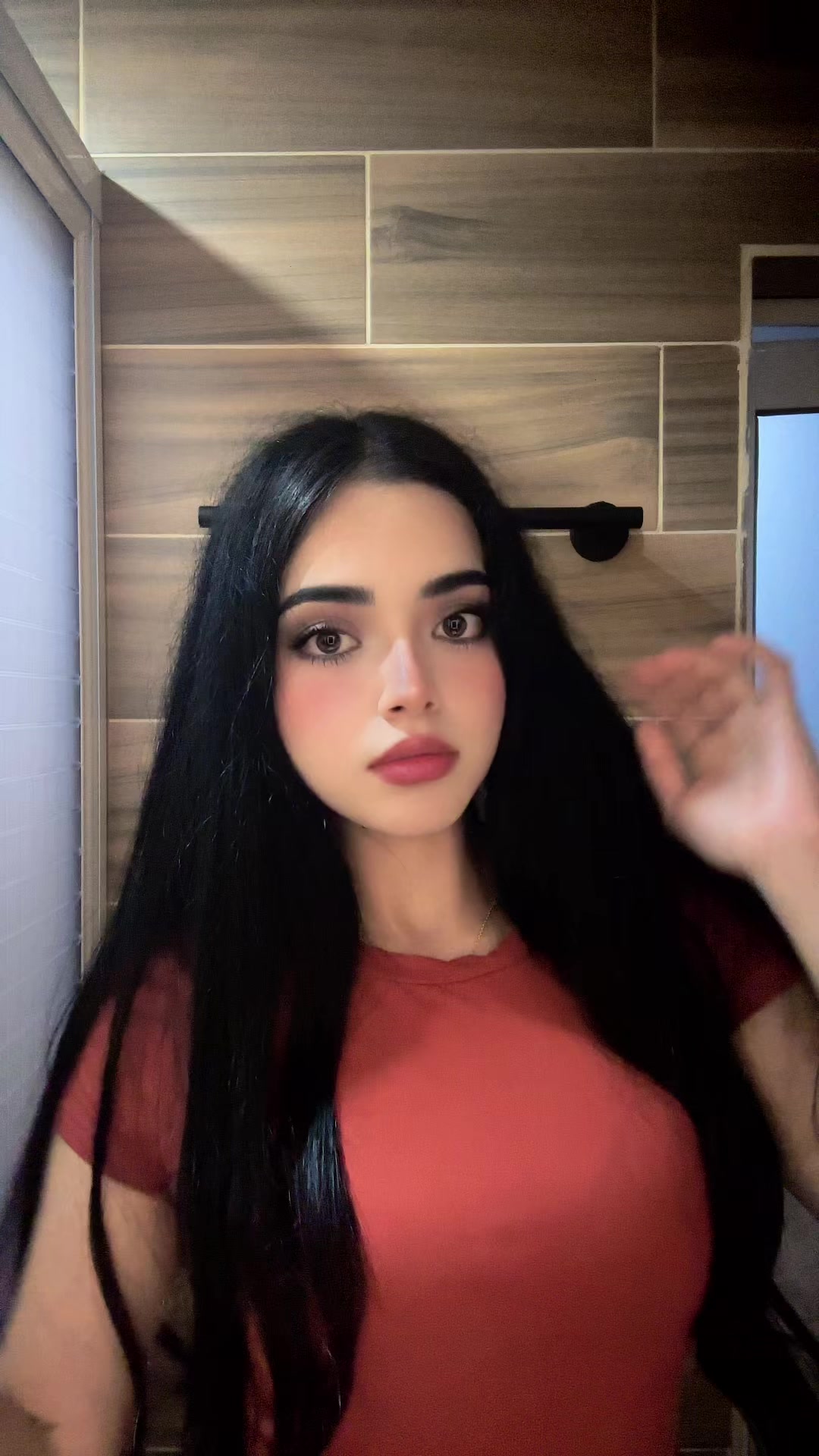 @Jiji