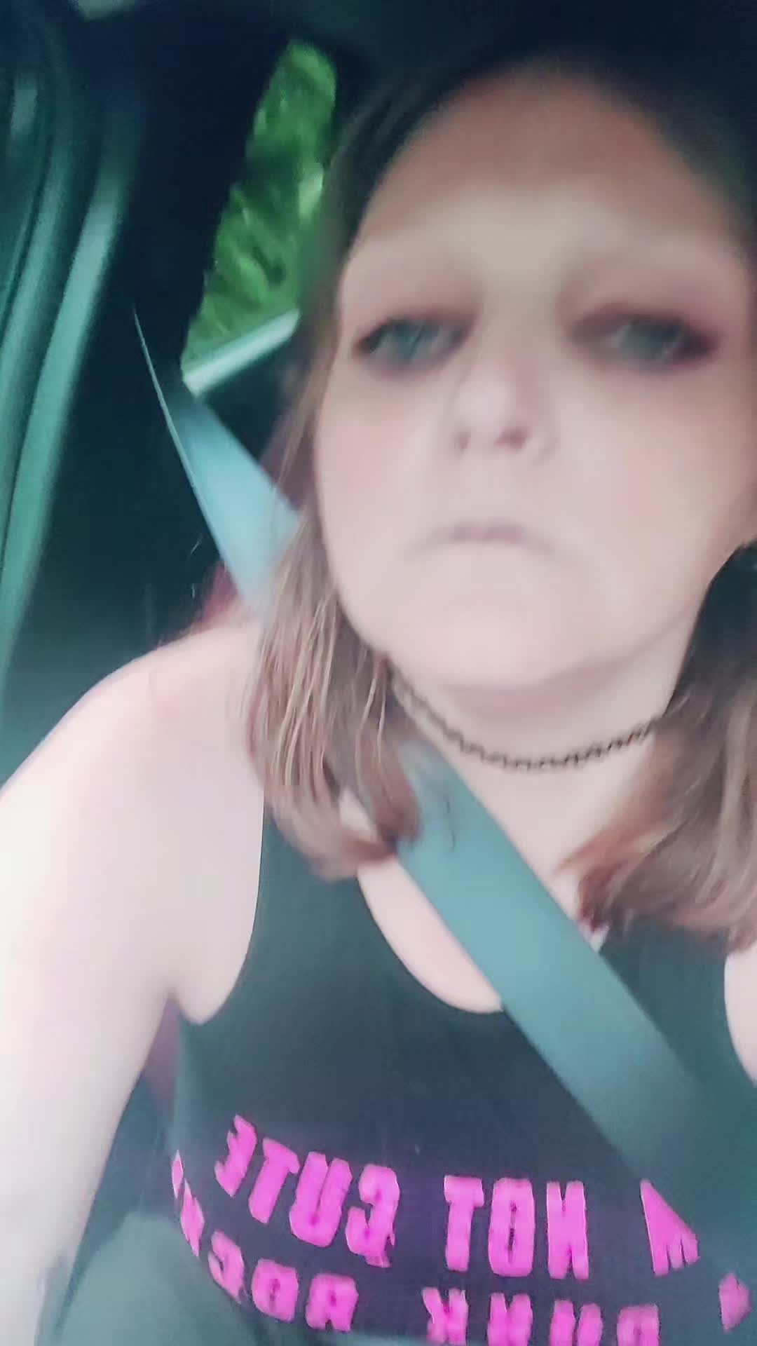 @HannahTheTripod
