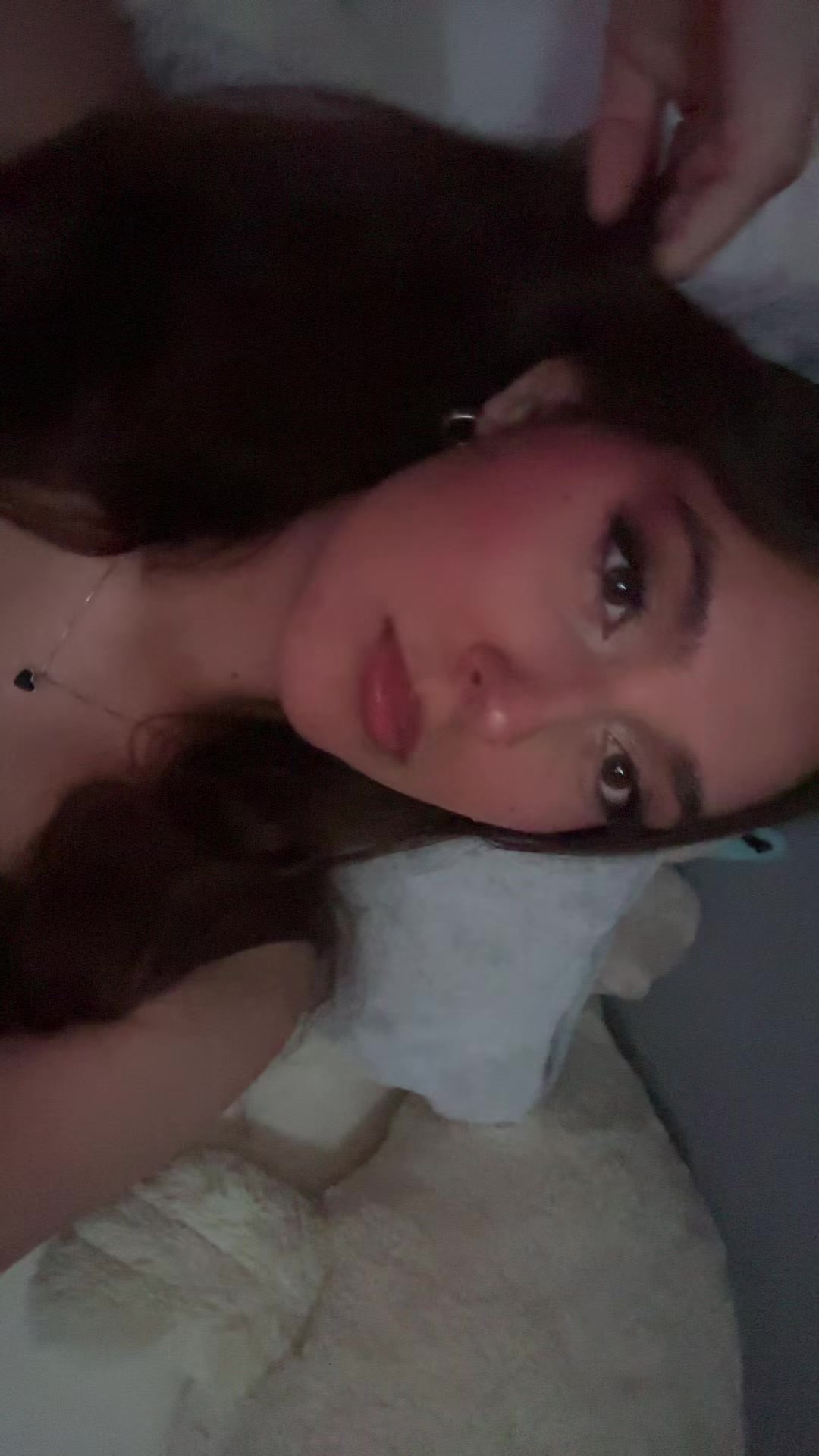 @:3