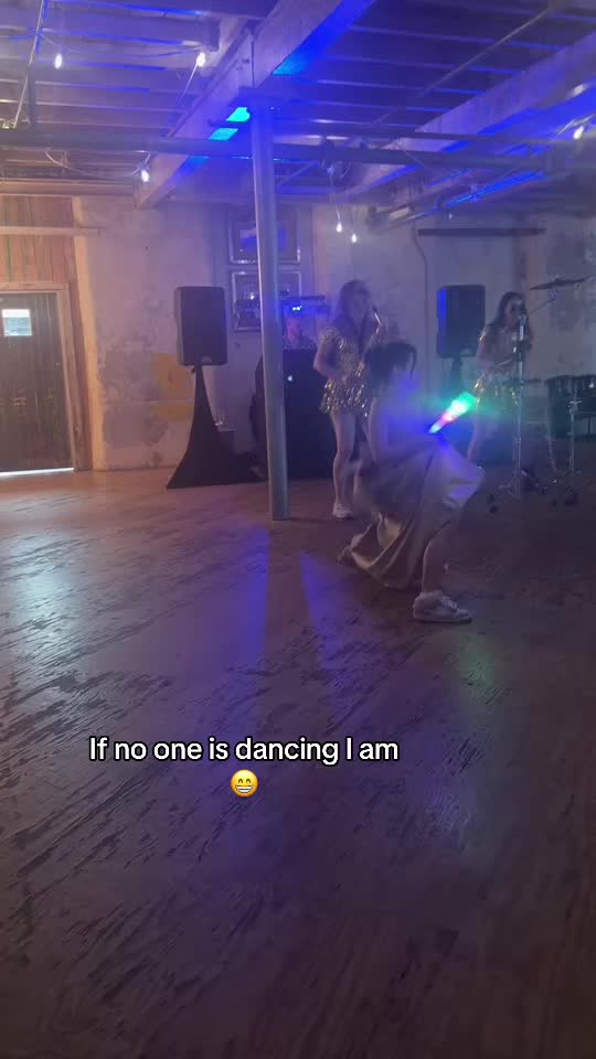 @Poppy ๐๐บ