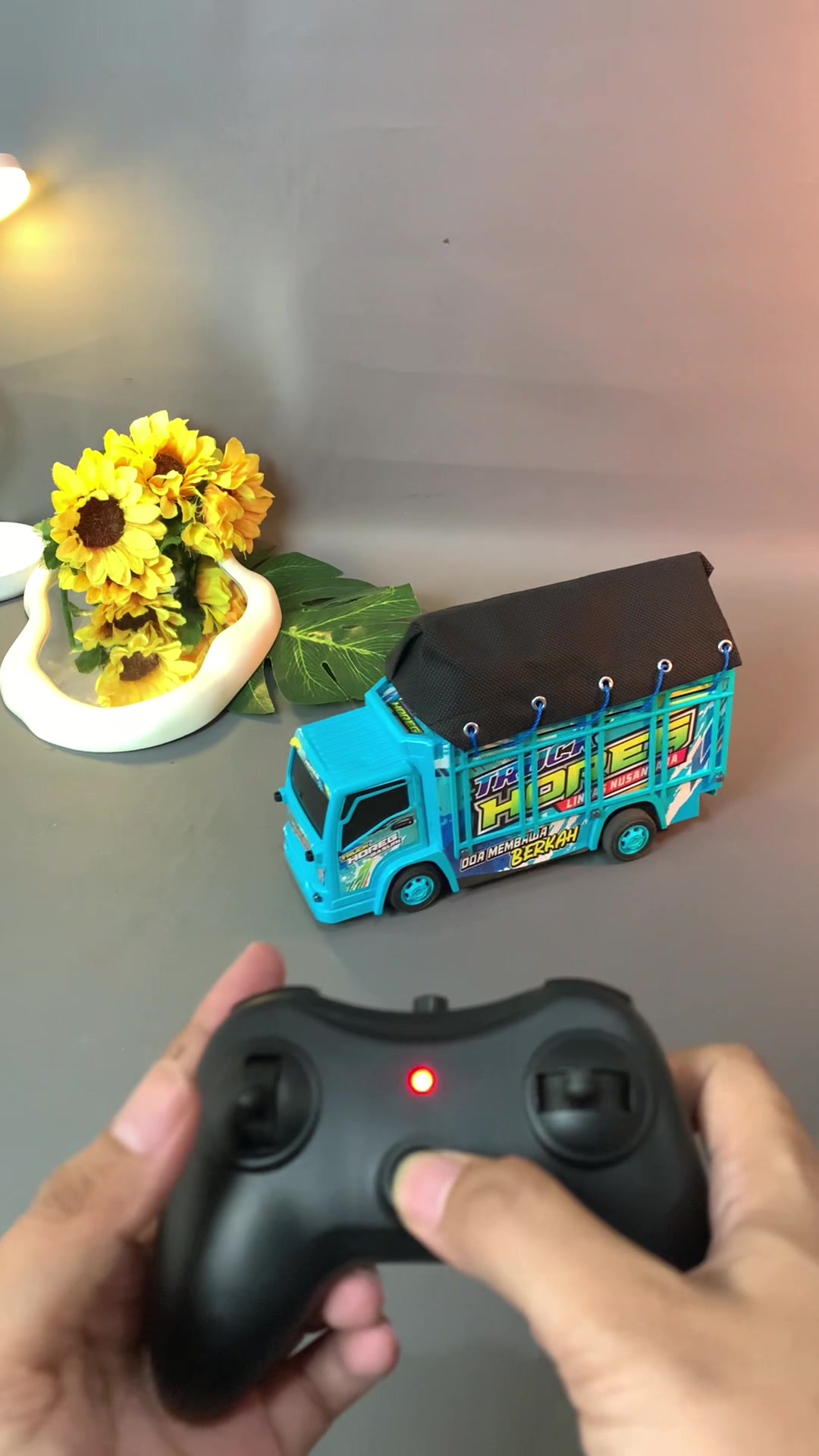@AR27 TOYS
