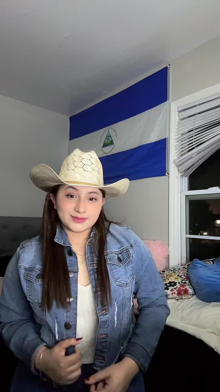 @Lisbeth 🇺🇸🇳🇮💙