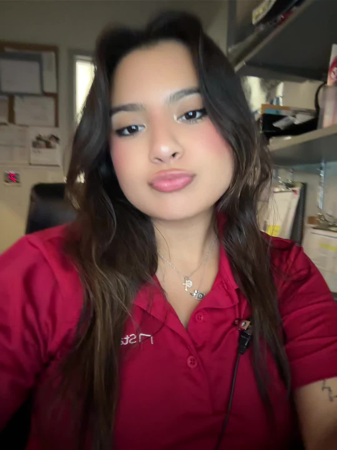 @laura