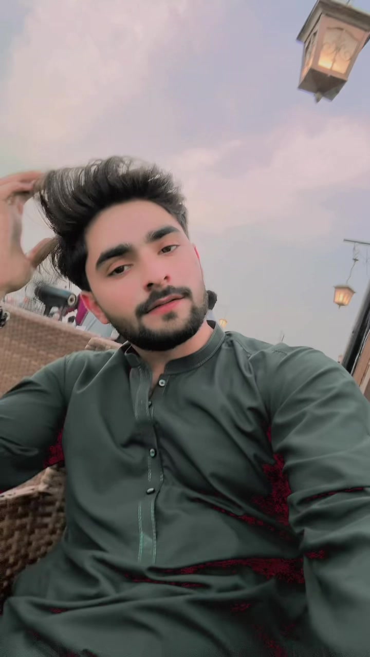 @waqar🖤