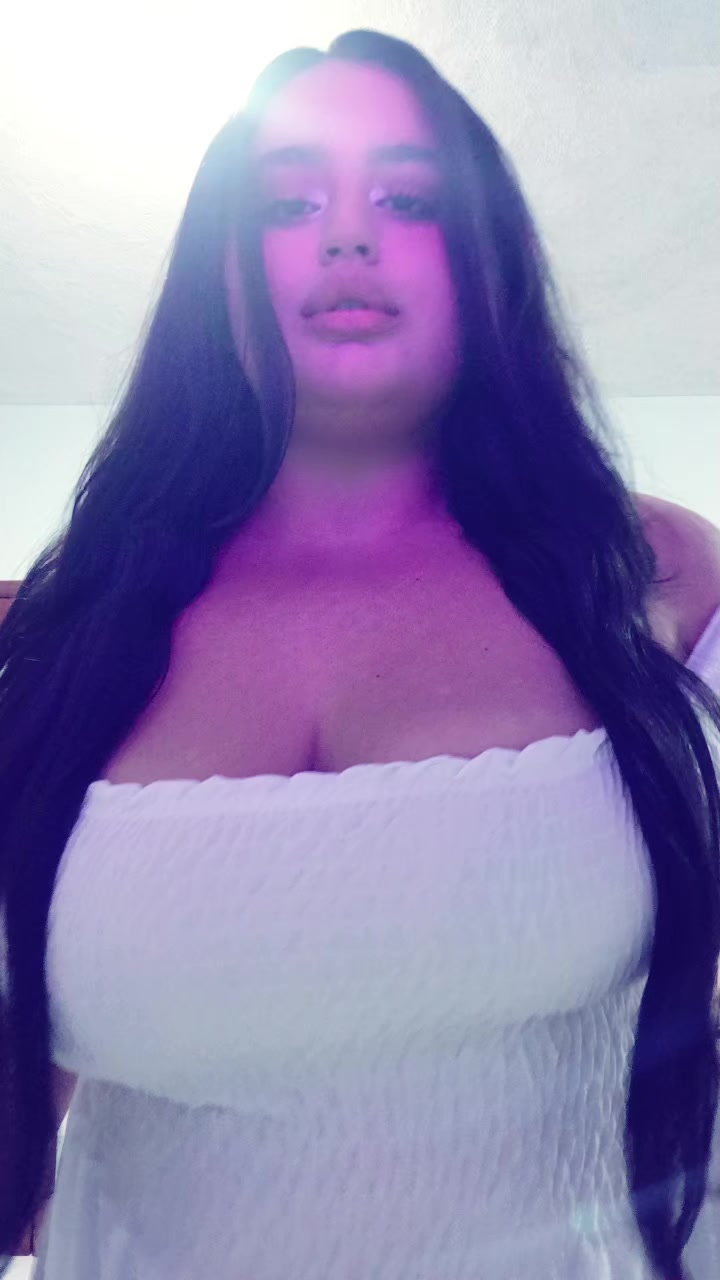@Adrya Linhares290
