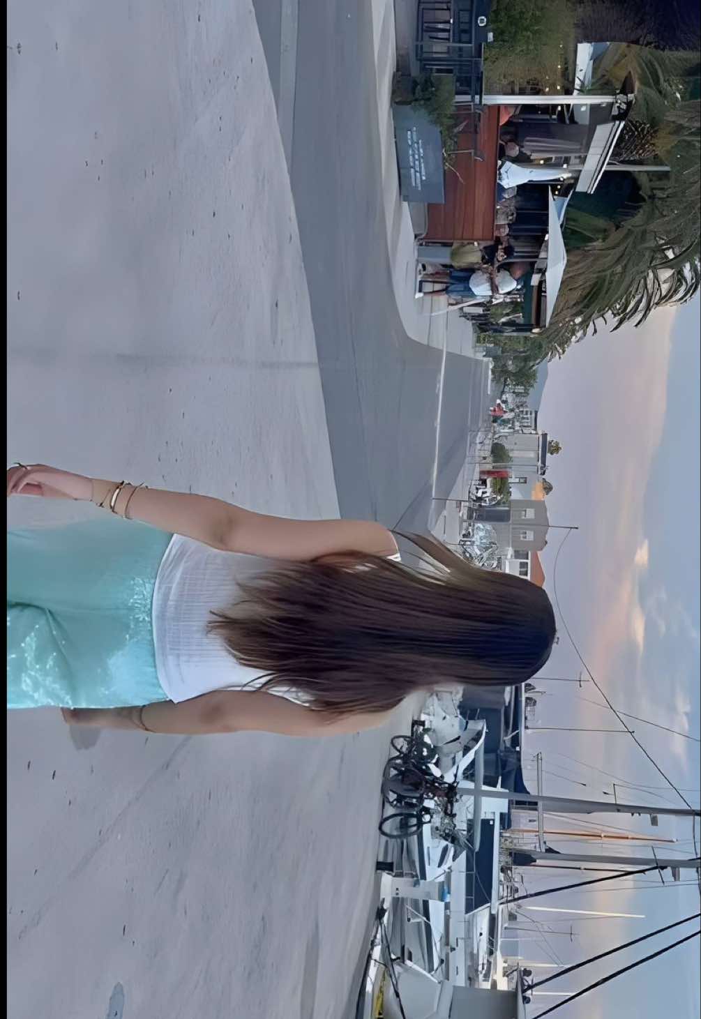 @𝑠𝑜𝑓𝑖𝑎