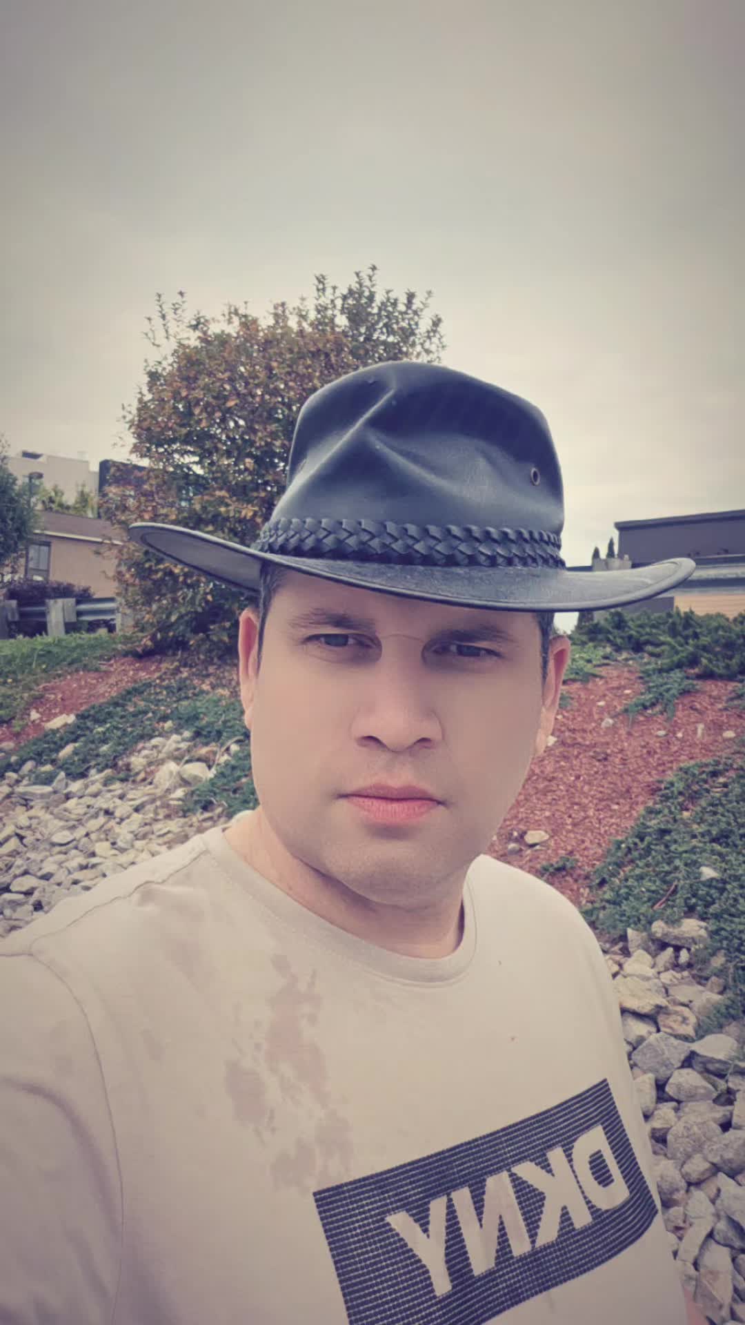 @JOHN CARTERR 212🇵🇰