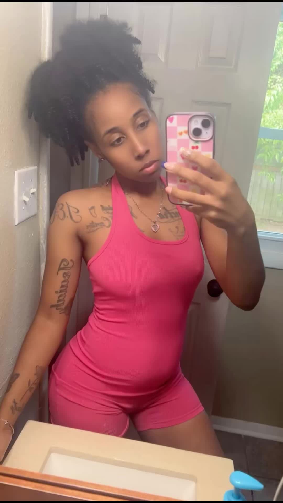 @ladyraveli