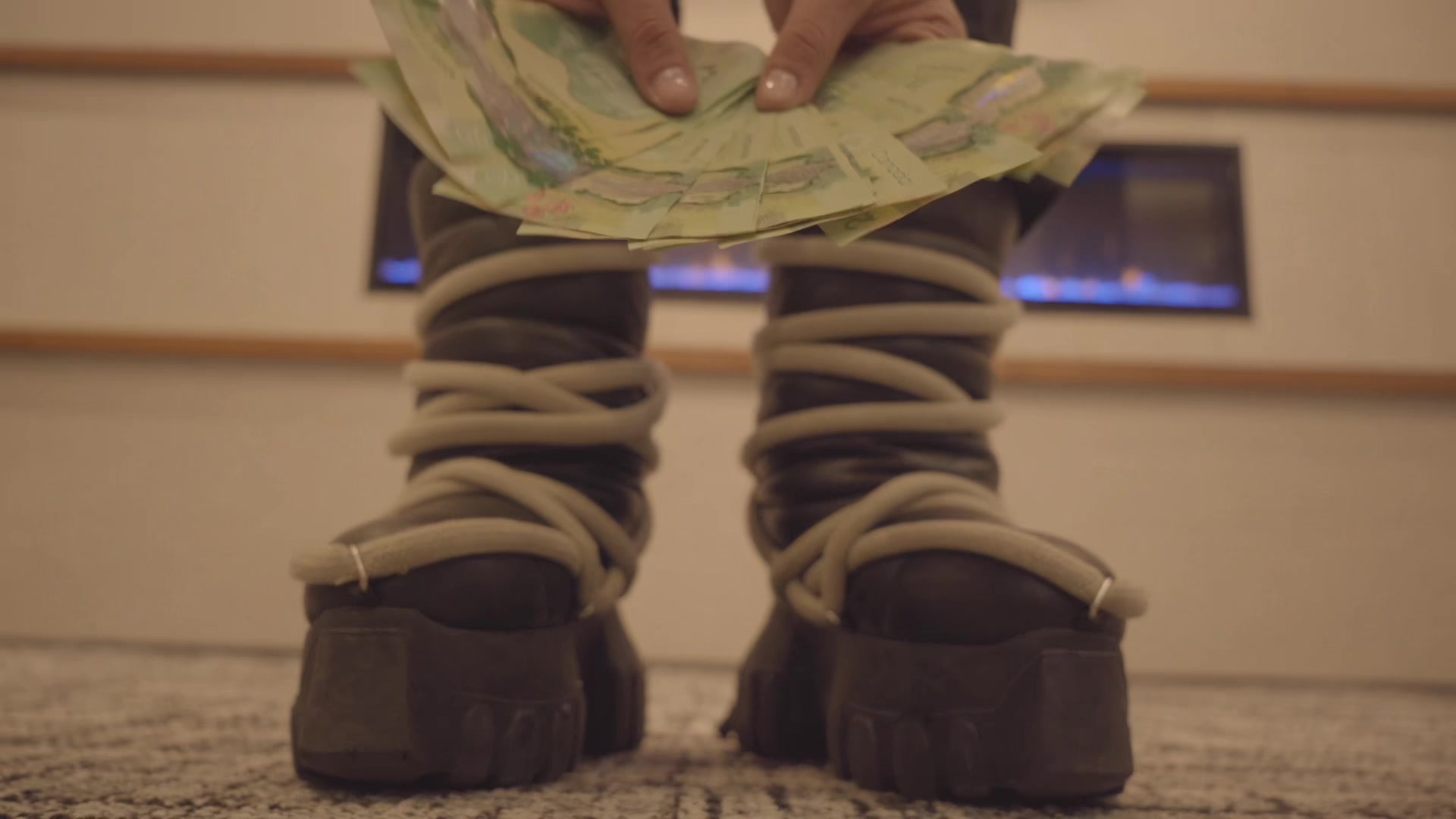 @5
