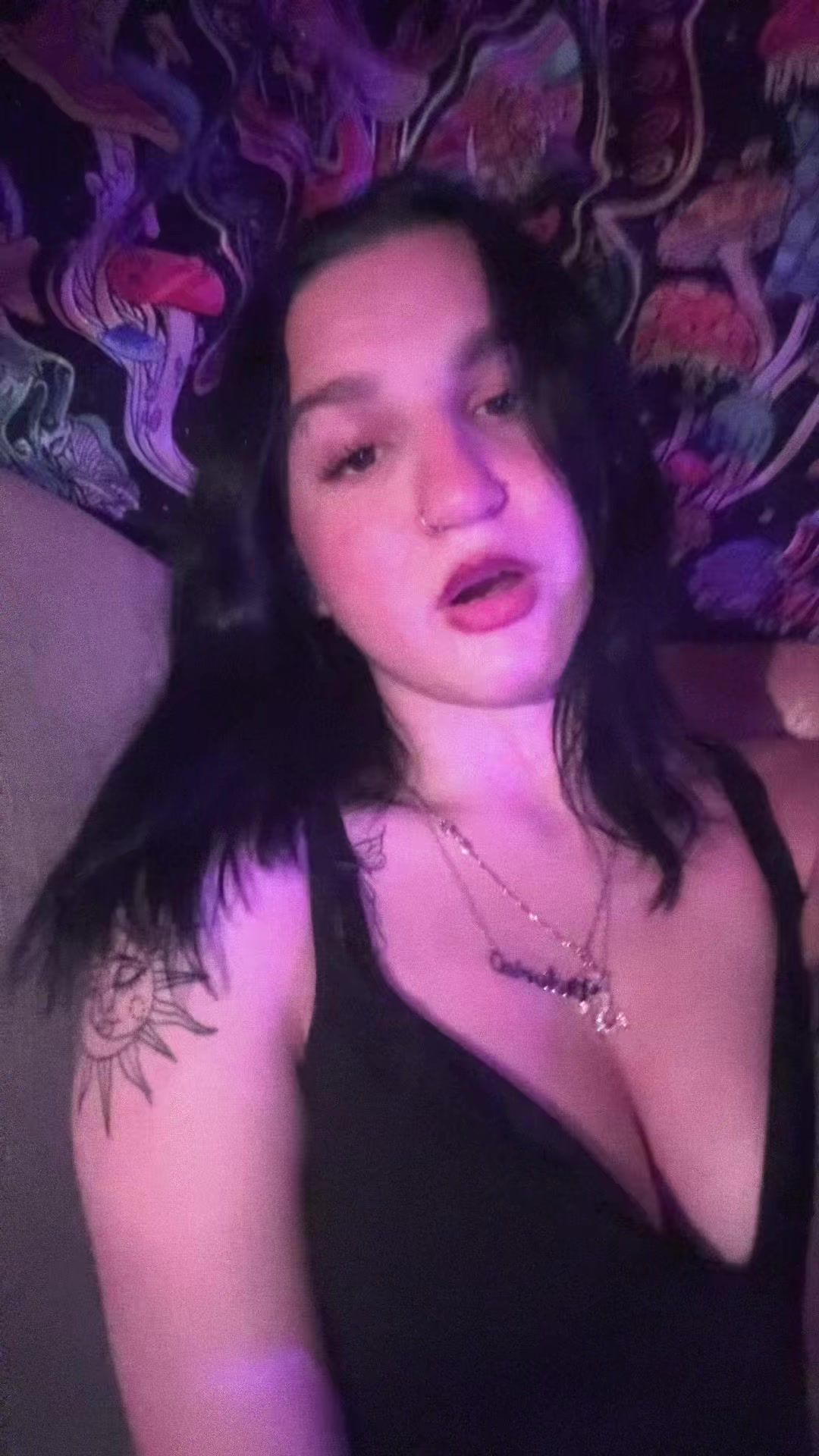 @victoria👽