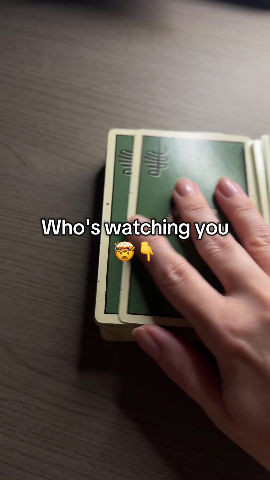 @Tarot Reader