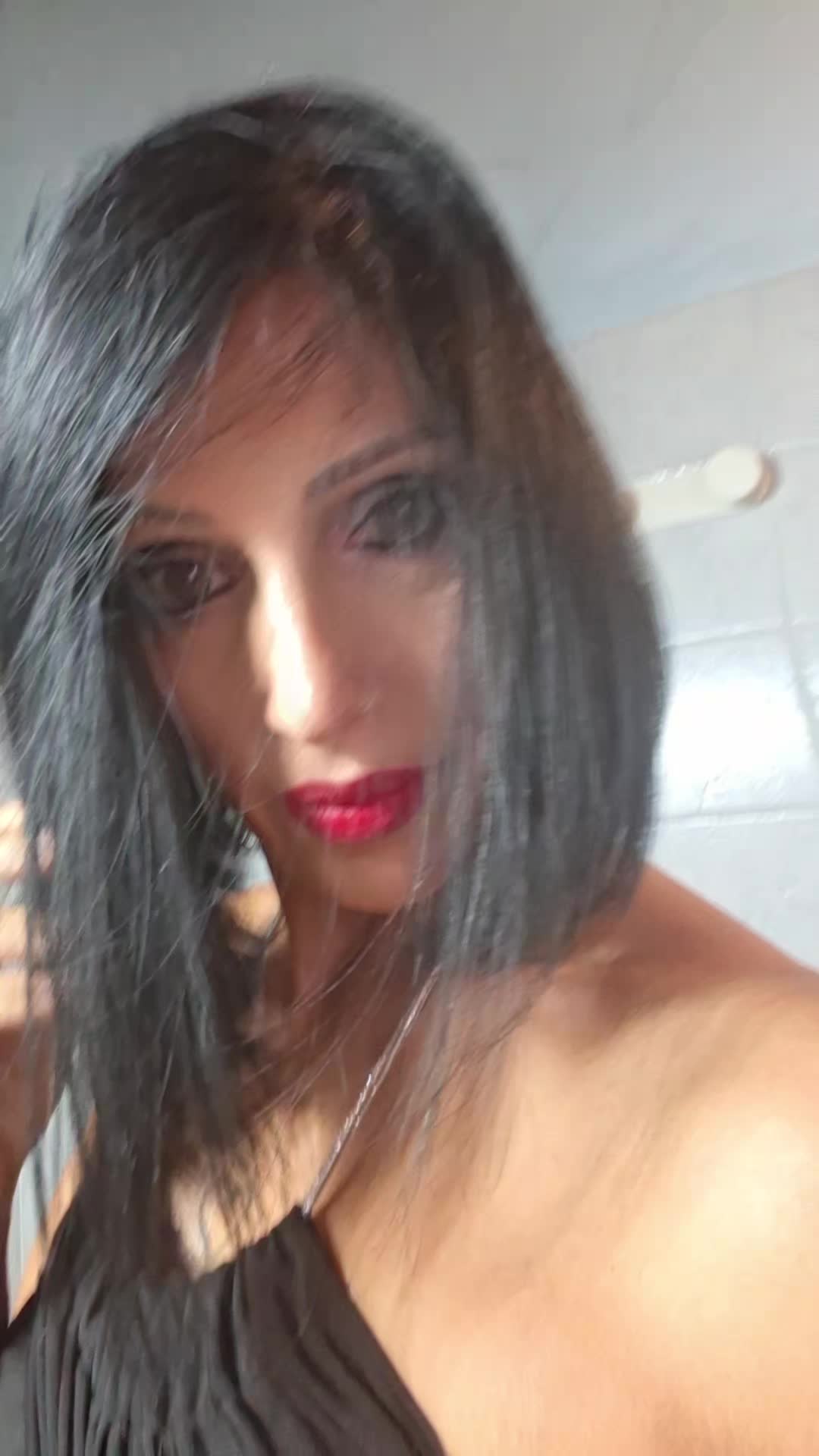 @Luciana