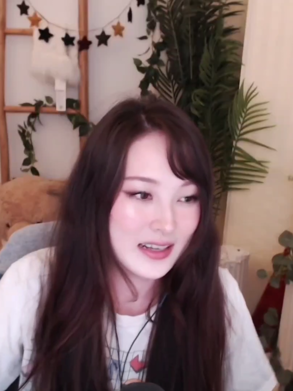 @&sub;&sub;  ◞ ） 𝙻ouie!