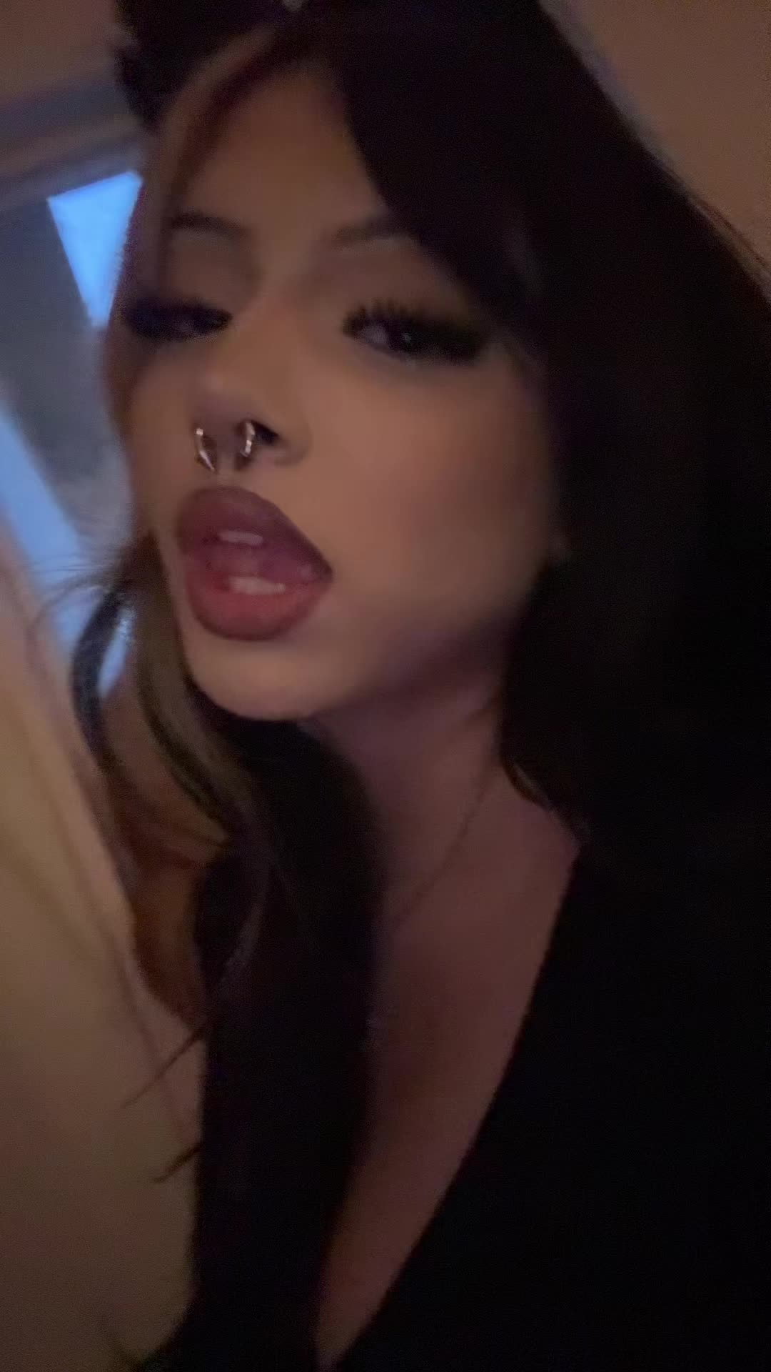 @𝔦𝔯𝔦𝔰