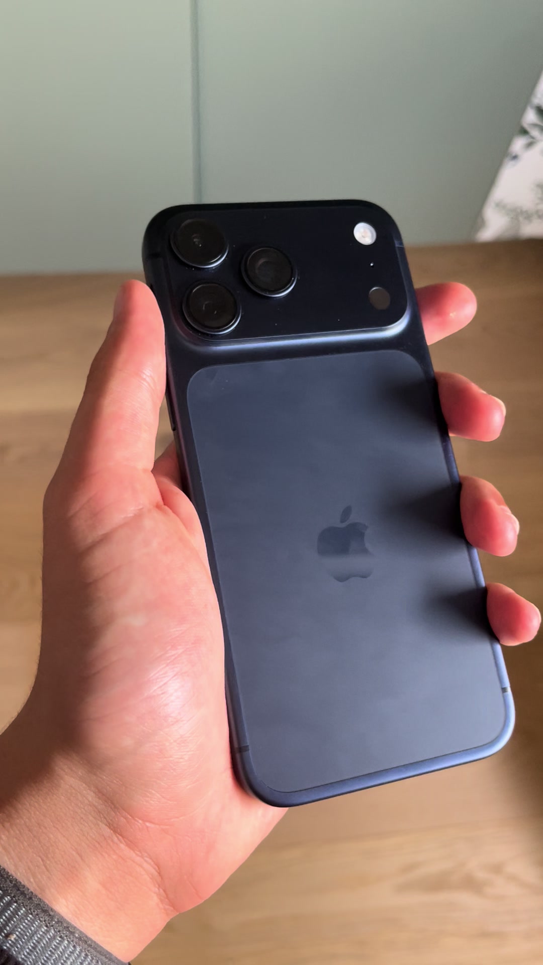 @AppleDesigner
