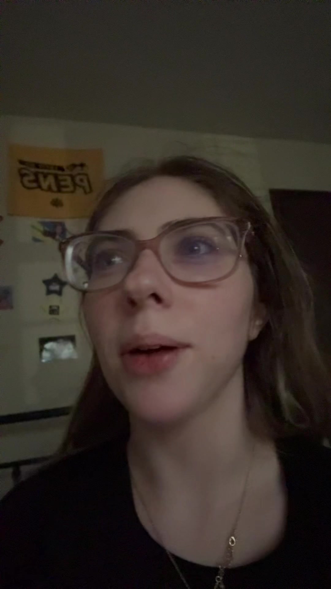 @yourmumslefttit