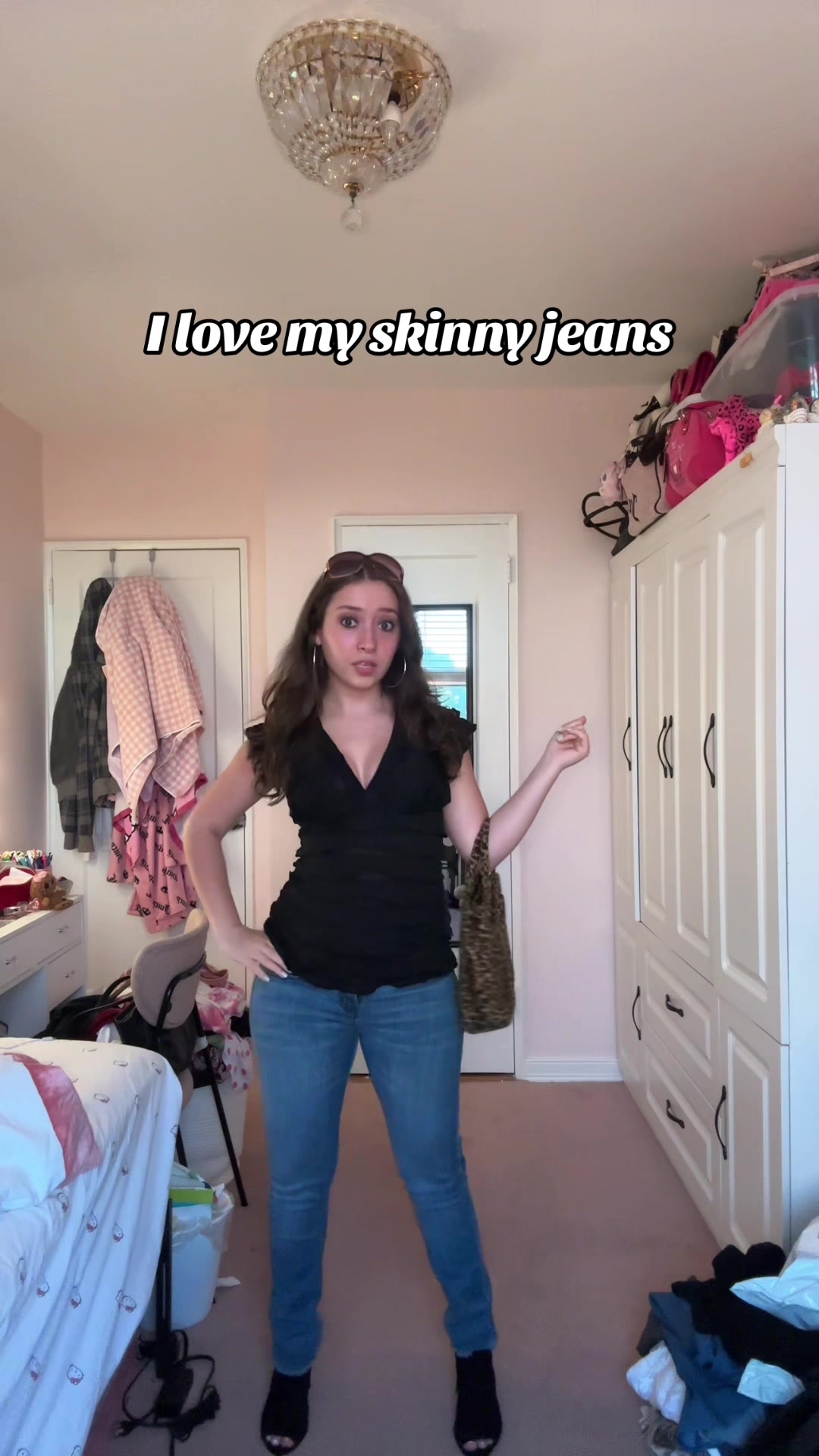 @JustRebecca_Ave