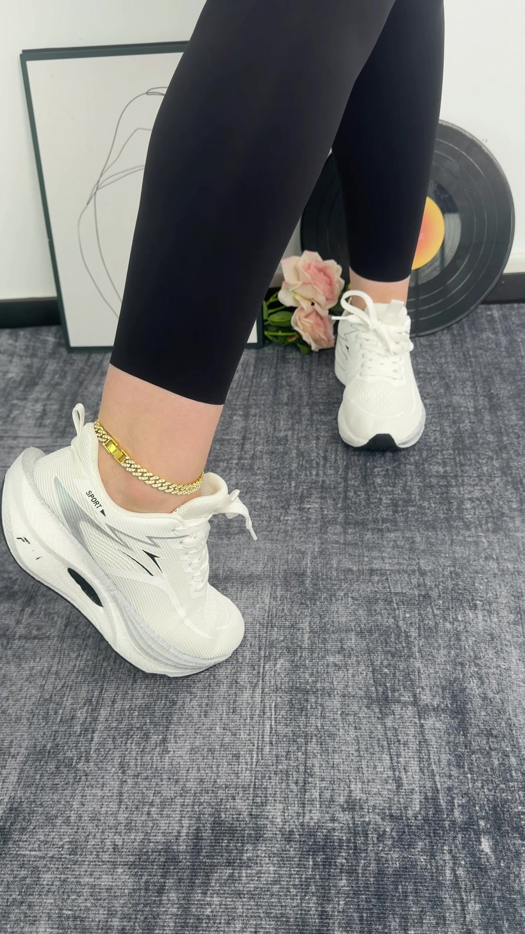 @Monica_fashion